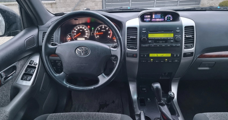 Toyota Land Cruiser cena 49900 przebieg: 281200, rok produkcji 2005 z Wejherowo małe 277